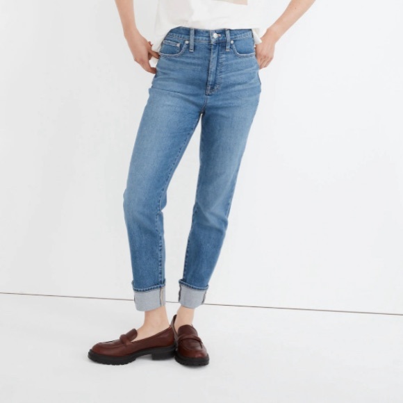 Madewell Denim - Madewell The Momjean in Leacrest Wash